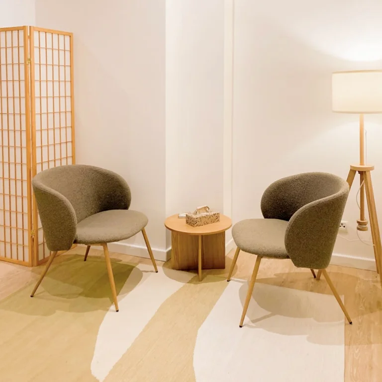 Shiatsu Praxis Hamburg Barmbek Sessel für Vorgespräch